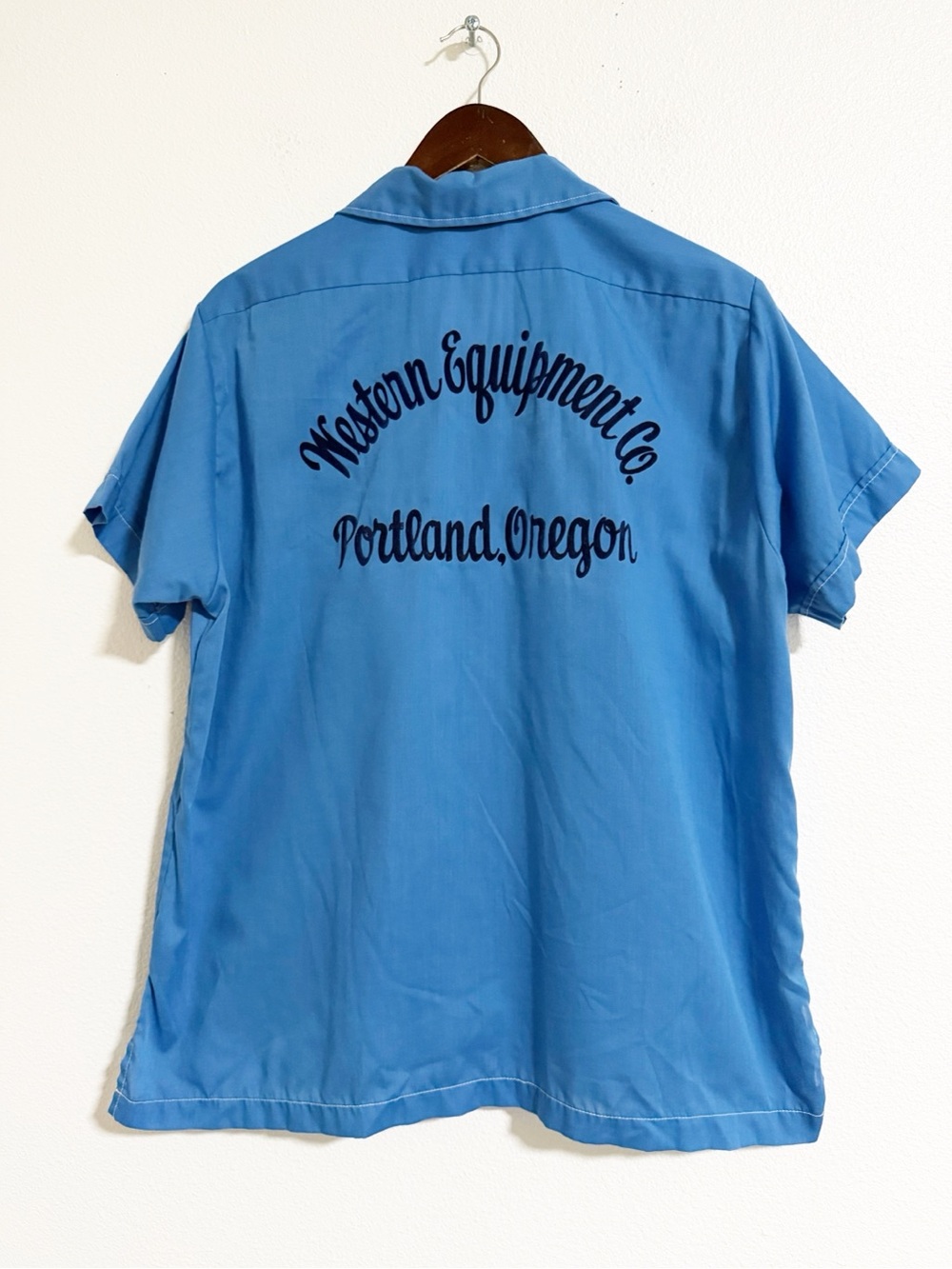 Vintage Hilton Western Equipment Co PDX Bowling Shirt